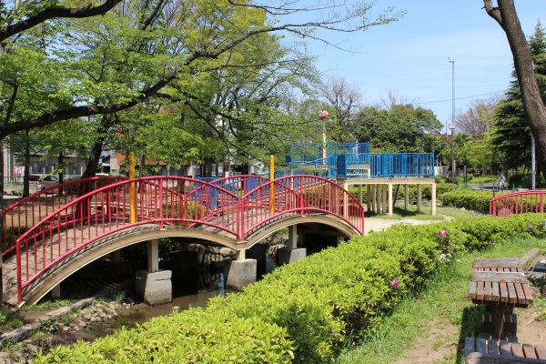 東綾瀬 공원