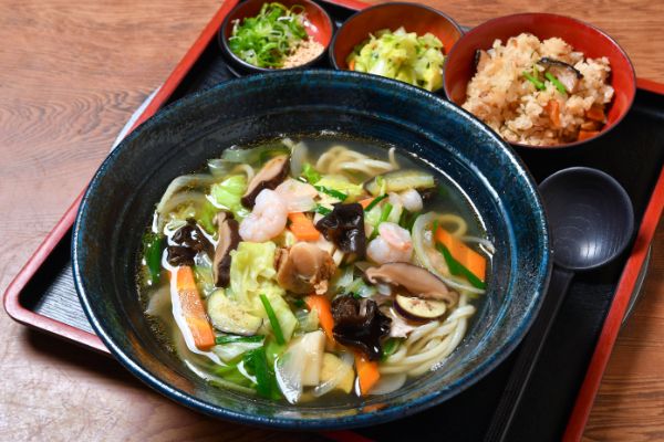 手打ちうどん さぬき茶屋